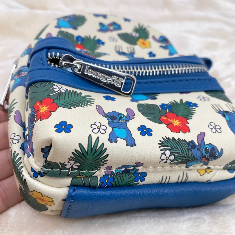 Loungefly Disney Parks Stitch Tropical Floral Wristlet Mini Backpack New - Picture 2 of 8